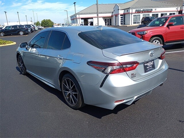 2023 Toyota Camry SE photo 4