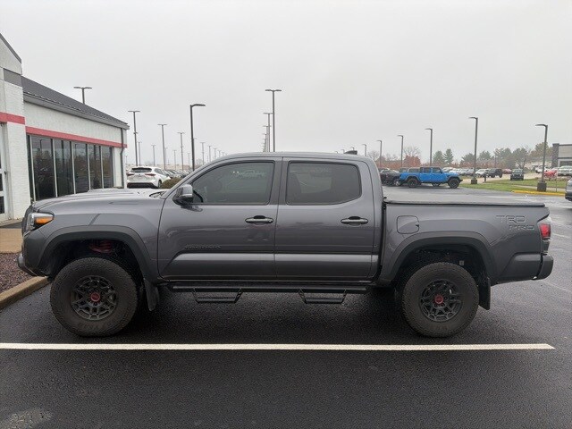 2023 Toyota Tacoma TRD Pro photo 3