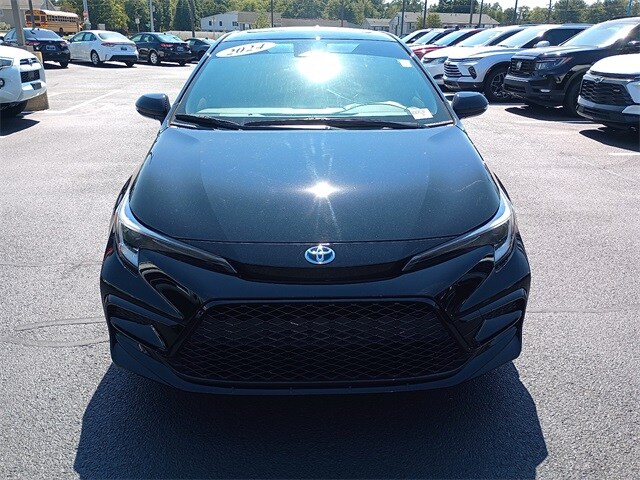 2024 Toyota Corolla Hybrid SE photo 2