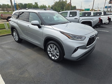 2025 Toyota Highlander Limited SUV