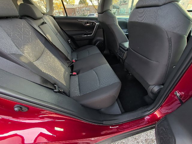 Used 2025 Toyota RAV4 XLE SUV