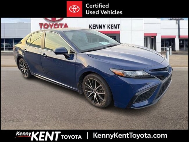 2023 Toyota Camry Hybrid SE Sedan