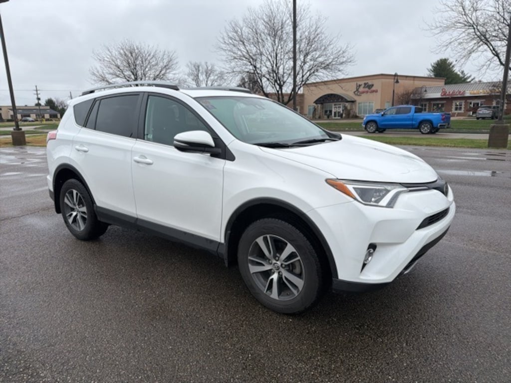 Used 2017 Toyota RAV4 XLE SUV