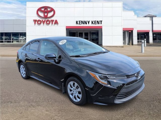 2025 Toyota Corolla LE Sedan