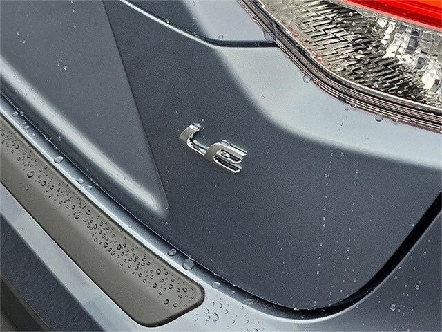 2026 Toyota Corolla LE photo 4