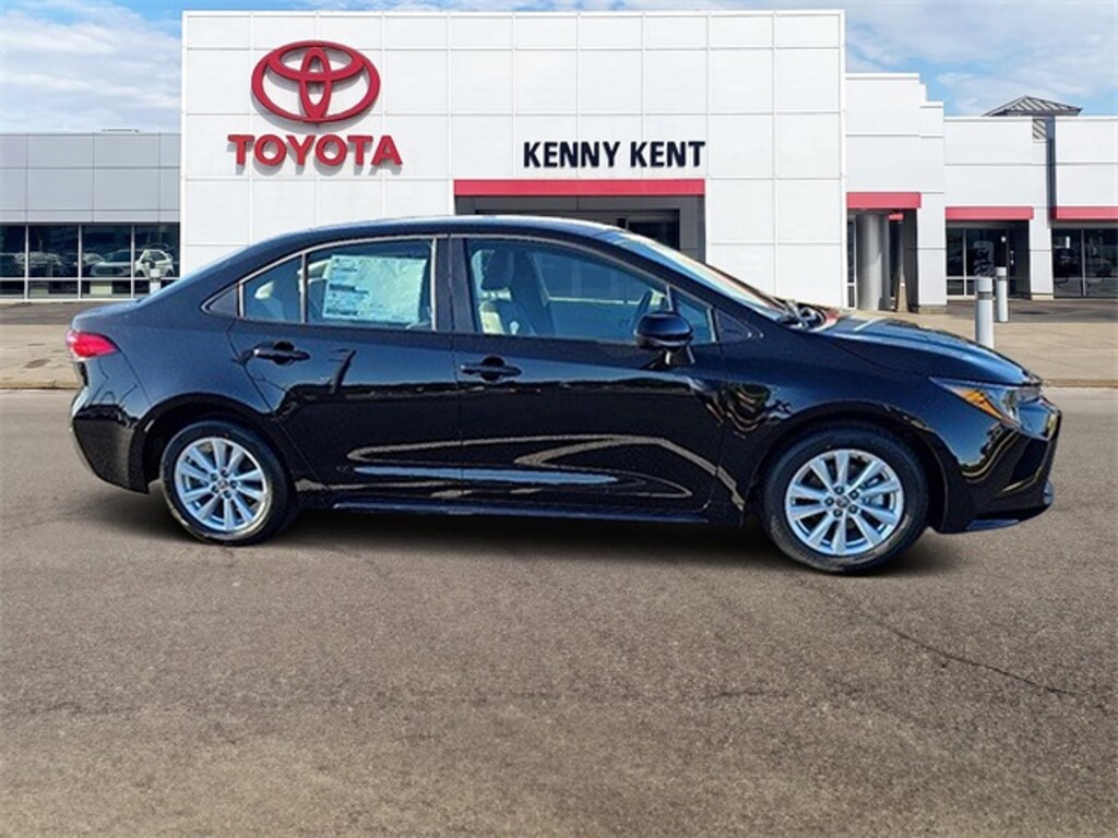 New 2026 Toyota Corolla SE Sedan