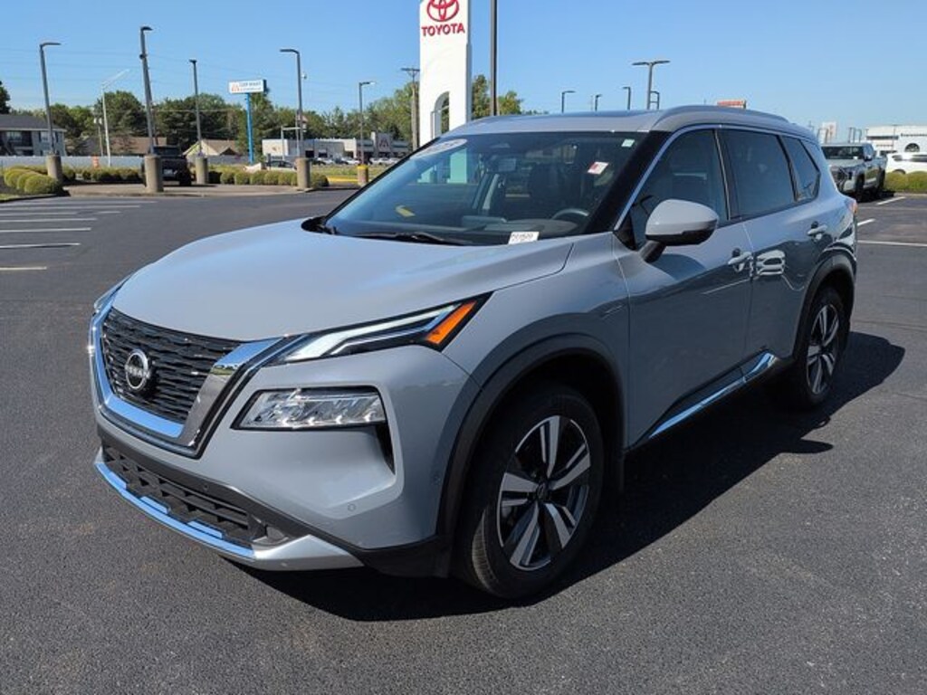 Used 2023 Nissan Rogue Platinum SUV