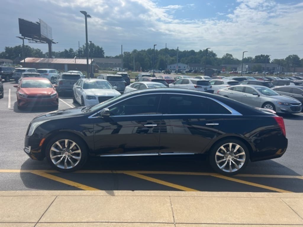 Used 2015 CADILLAC XTS Luxury Sedan