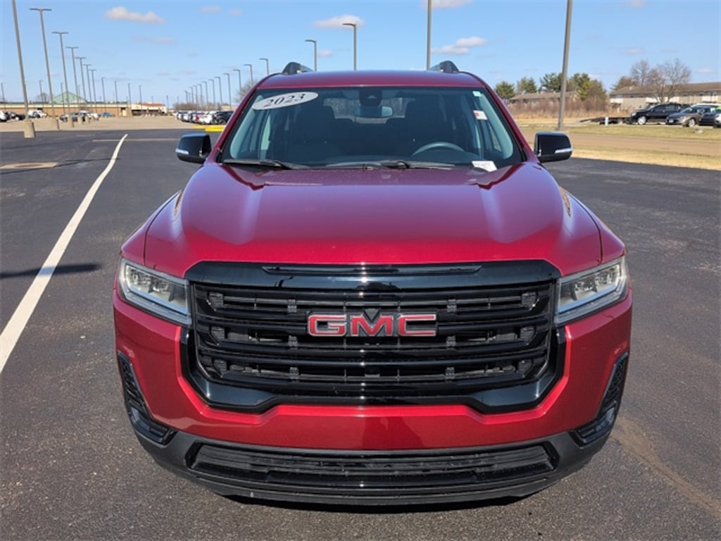 Used 2023 GMC Acadia SLE SUV