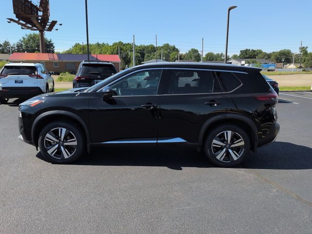 Used 2023 Nissan Rogue Platinum SUV