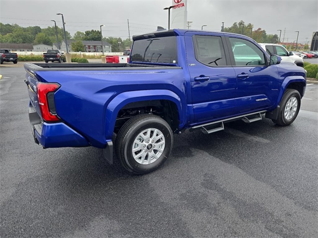 New 2025 Toyota Tacoma SR5 Truck Double Cab