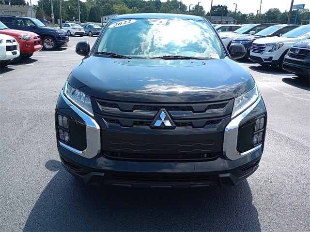 2022 Mitsubishi Outlander Sport LE photo 2
