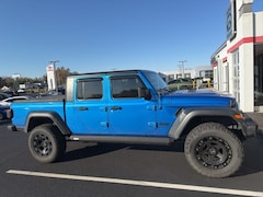 2020 Jeep Gladiator Sport Truck Crew Cab