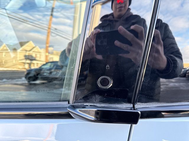 2025 Ford Mustang Mach-E Premium - Photo 23