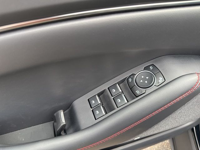 2025 Ford Mustang Mach-E Premium - Photo 18
