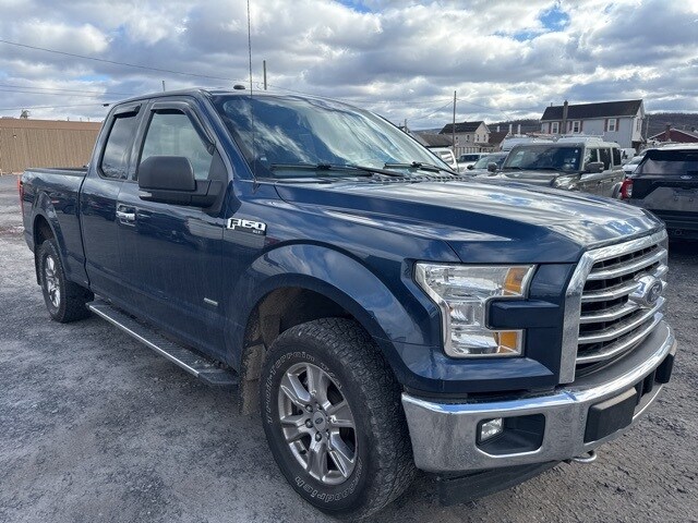 2017 Ford F-150 XLT photo 4