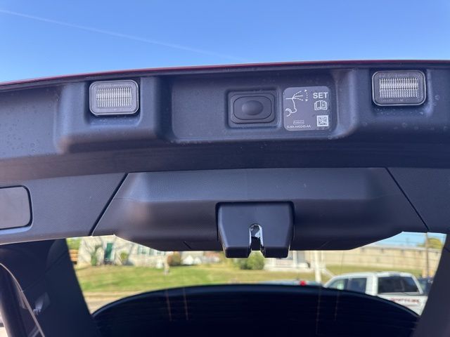 2025 Ford Mustang Mach-E Premium - Photo 46