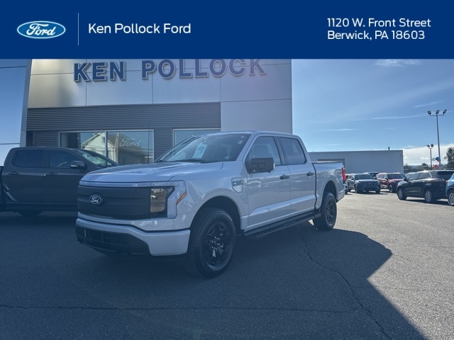 2025 Ford F-150 Lightning XLT's photo