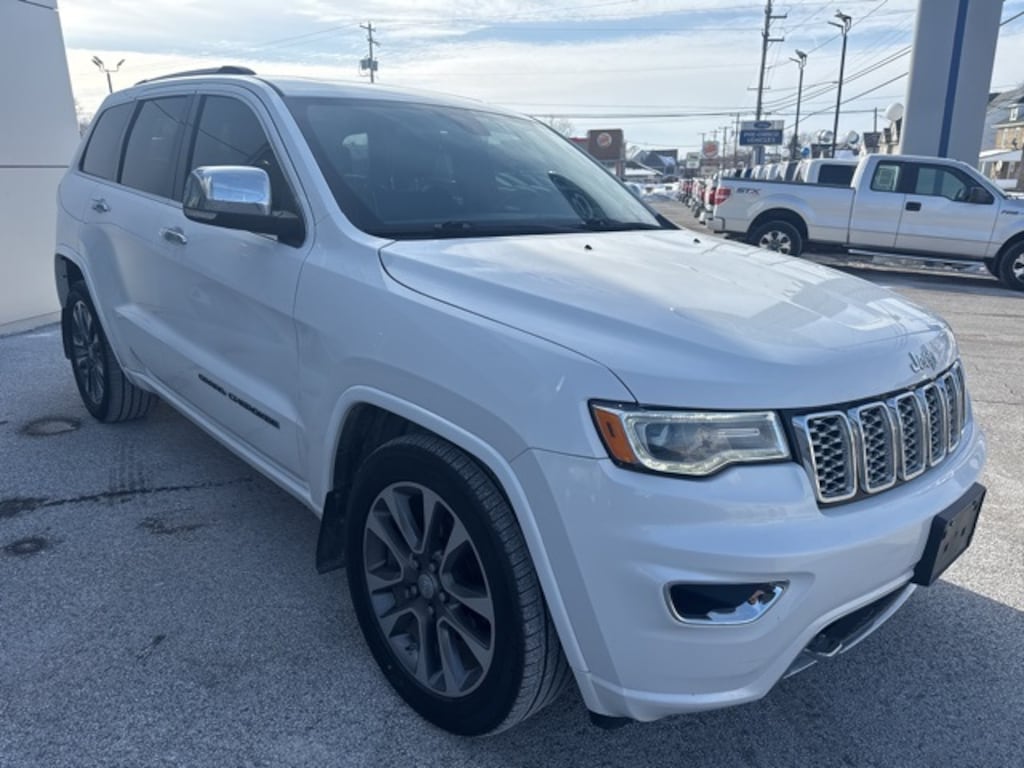 Used 2017 Jeep Grand Cherokee Overland SUV