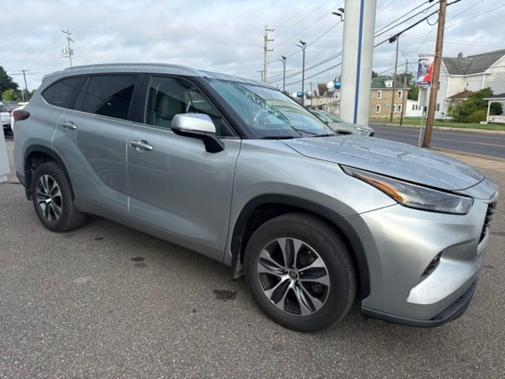 Certified 2024 Toyota Highlander XLE SUV