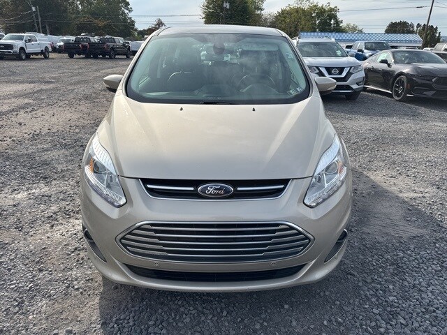 2017 Ford C-Max Hybrid Titanium photo 3