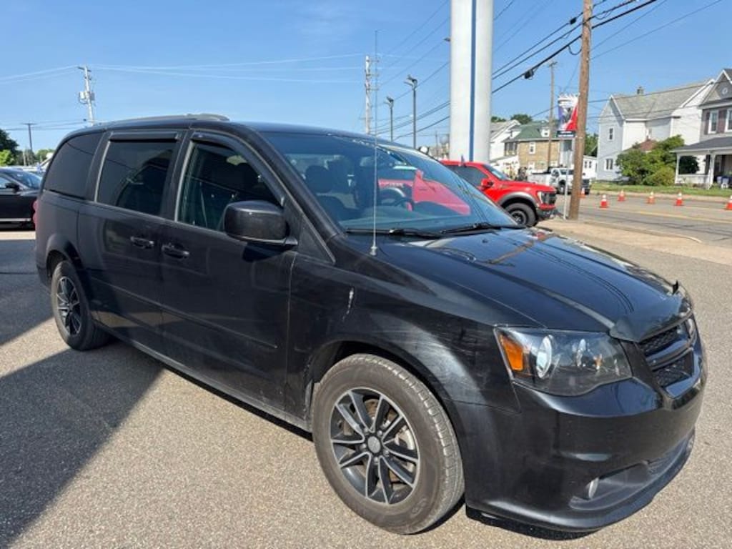 Certified 2017 Dodge Grand Caravan GT Minivan/Van