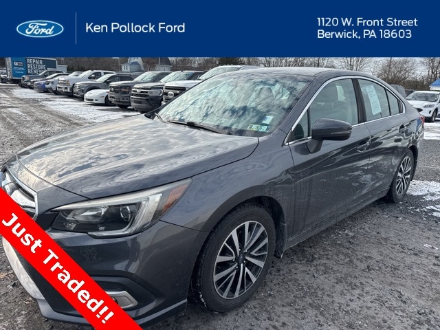 2018 Subaru Legacy Premium's photo