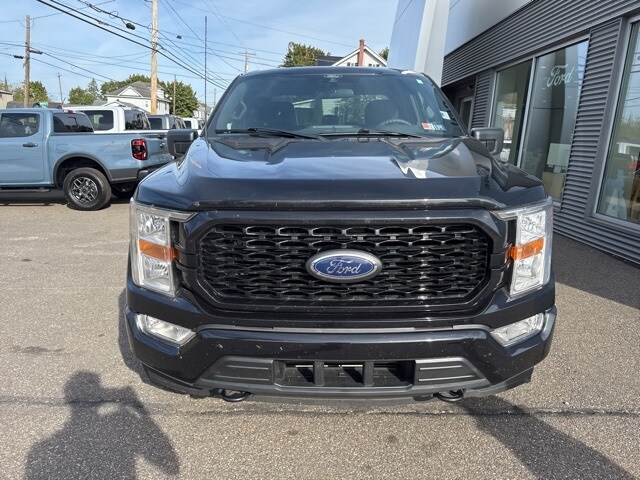 2021 Ford F-150 XL photo 3