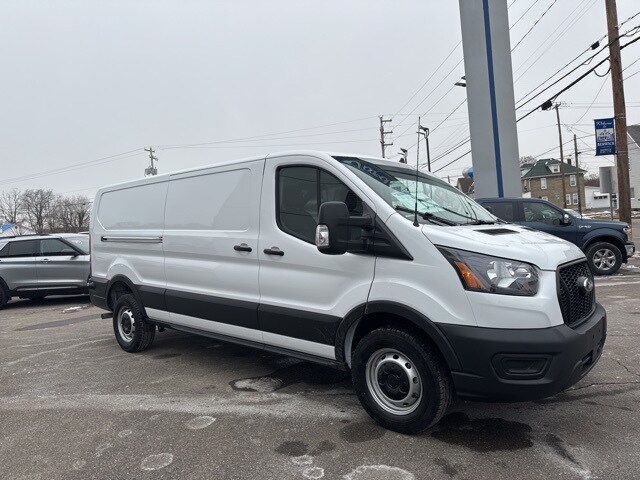 2024 Ford Transit photo 4