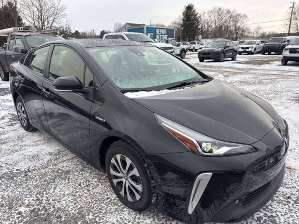 Used 2022 Toyota Prius LE AWD-e Hatchback