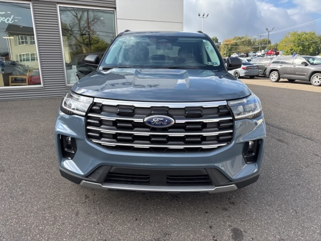 New 2025 Ford Explorer Active SUV