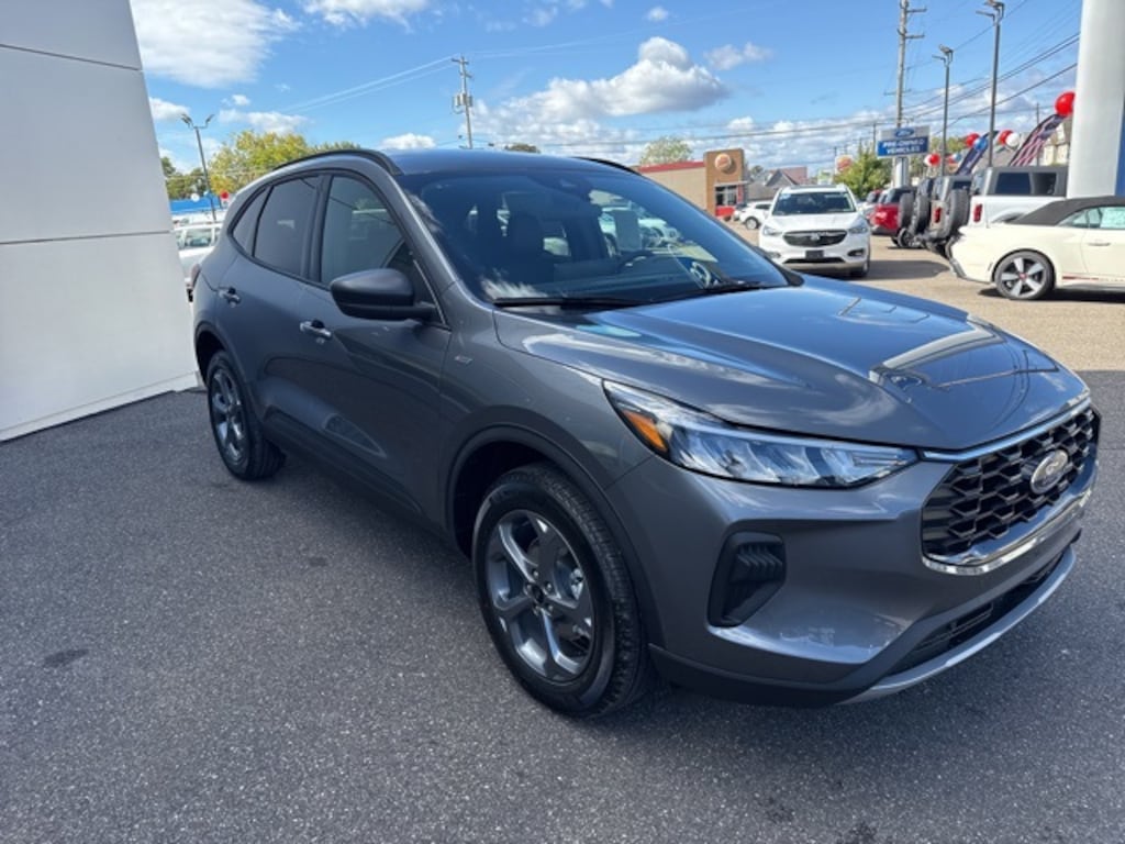 New 2026 Ford Escape ST-Line SUV