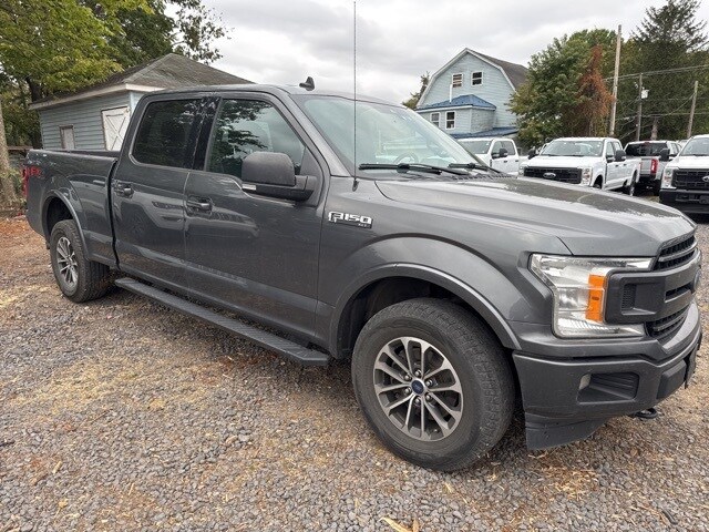 2020 Ford F-150 XLT photo 2