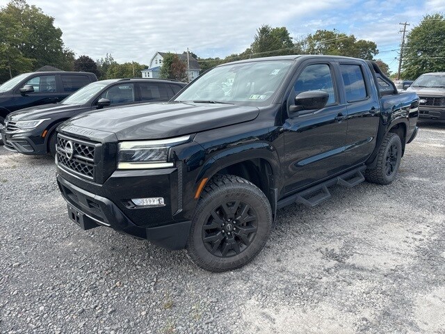 2023 Nissan Frontier SV photo 2