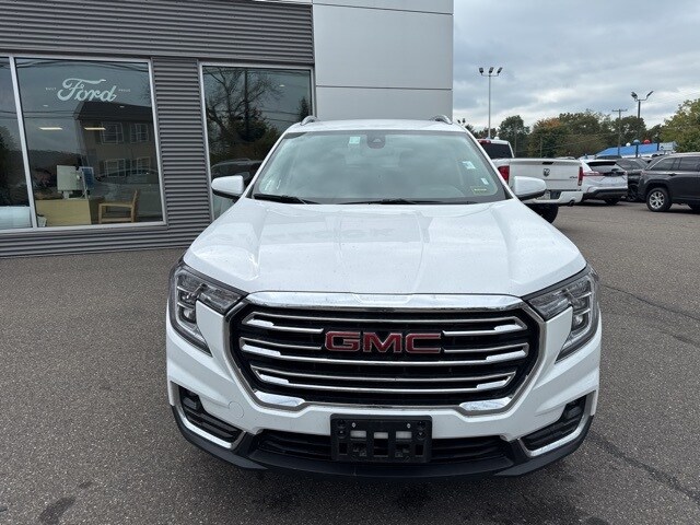2023 Gmc Terrain SLT photo 3