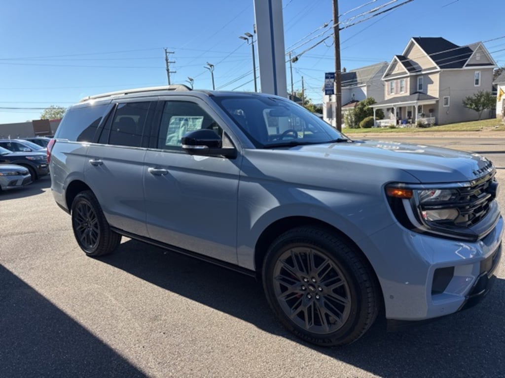 New 2025 Ford Expedition Platinum SUV