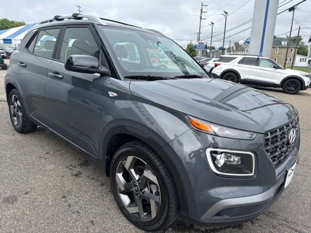 Certified 2024 Hyundai Venue Limited SUV