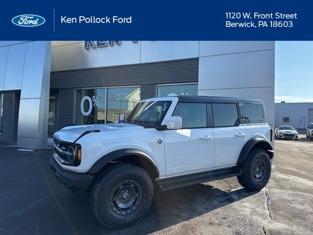 2025 Ford Bronco 4-Door Outer Banks's photo