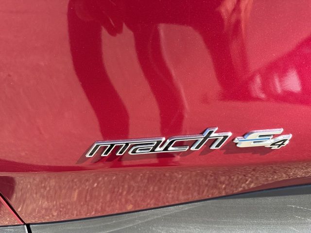 2025 Ford Mustang Mach-E Premium - Photo 10