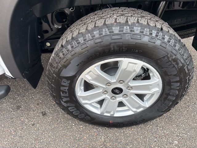 2025 Ford Ranger XL - Photo 12