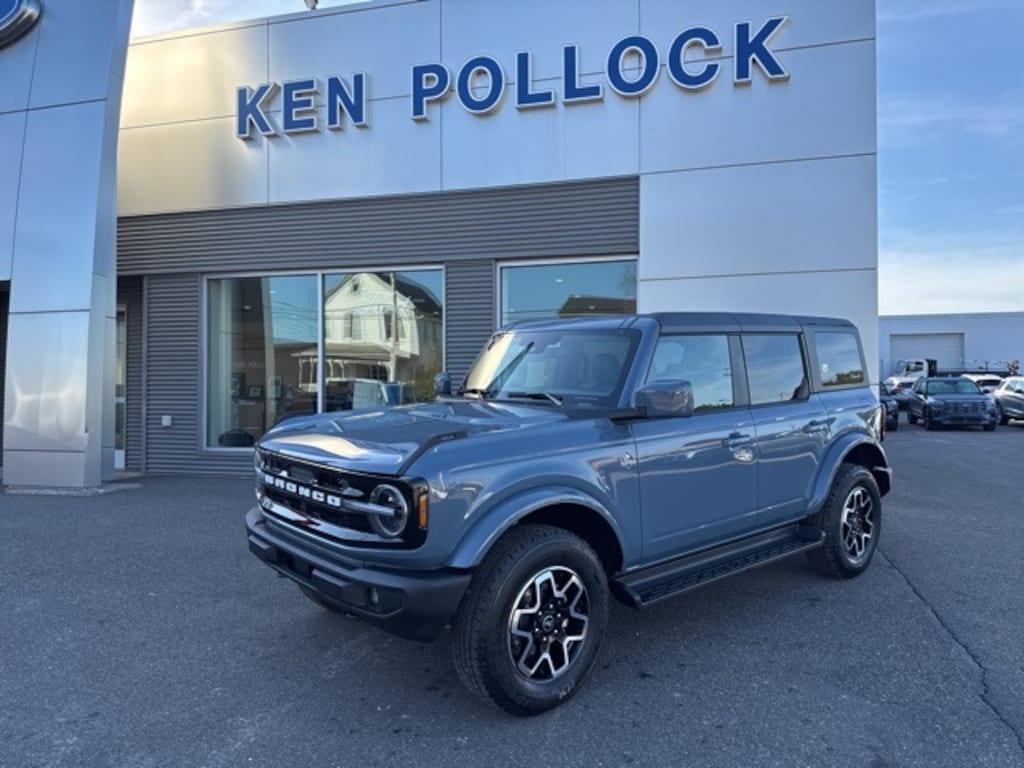 New 2025 Ford Bronco Outer Banks SUV