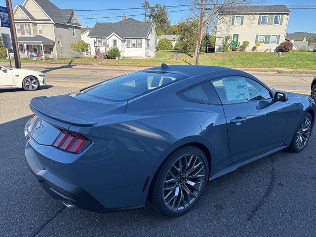 2026 Ford Mustang EcoBoost Premium Fastback - Photo 6