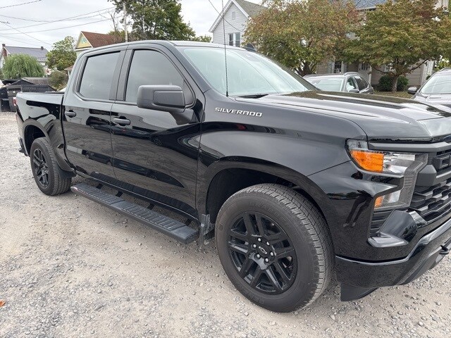2024 Chevrolet Silverado 1500 Custom photo 4