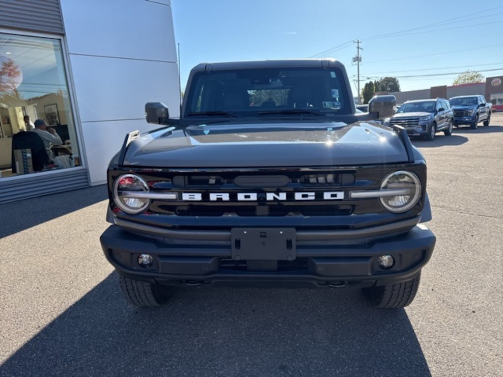 Certified 2025 Ford Bronco Outer Banks SUV