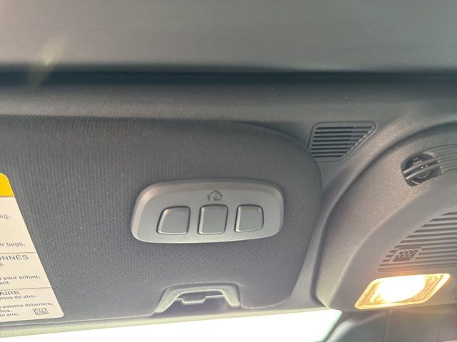 2025 Ford Mustang GT Premium Convertible - Photo 34