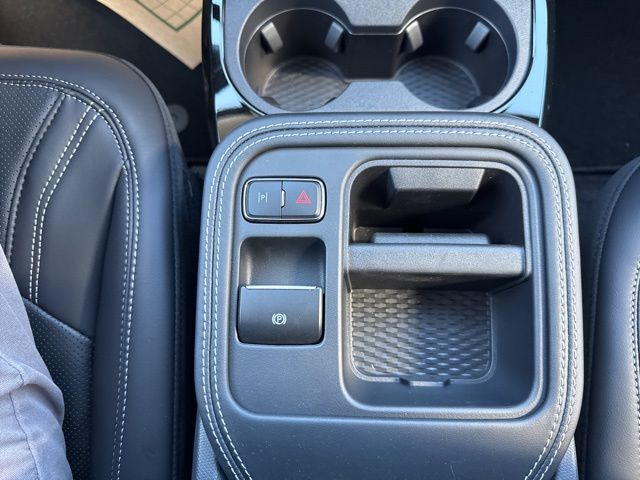 2025 Ford Mustang Mach-E Premium - Photo 27