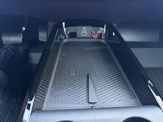 2025 Ford Mustang Mach-E Premium - Photo 36