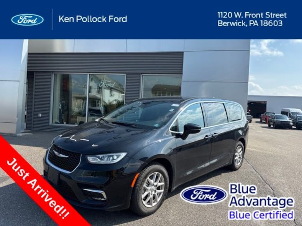Certified 2025 Chrysler Pacifica Select Minivan/Van