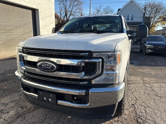 2021 Ford F-250 photo 2