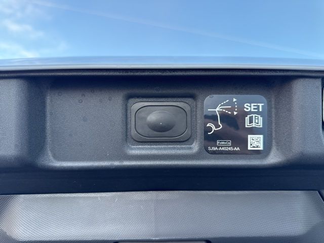 2025 Ford Mustang Mach-E Premium - Photo 21